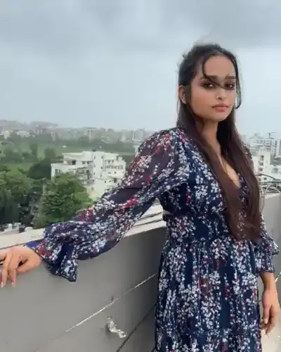 Lamphelpat Escorts
